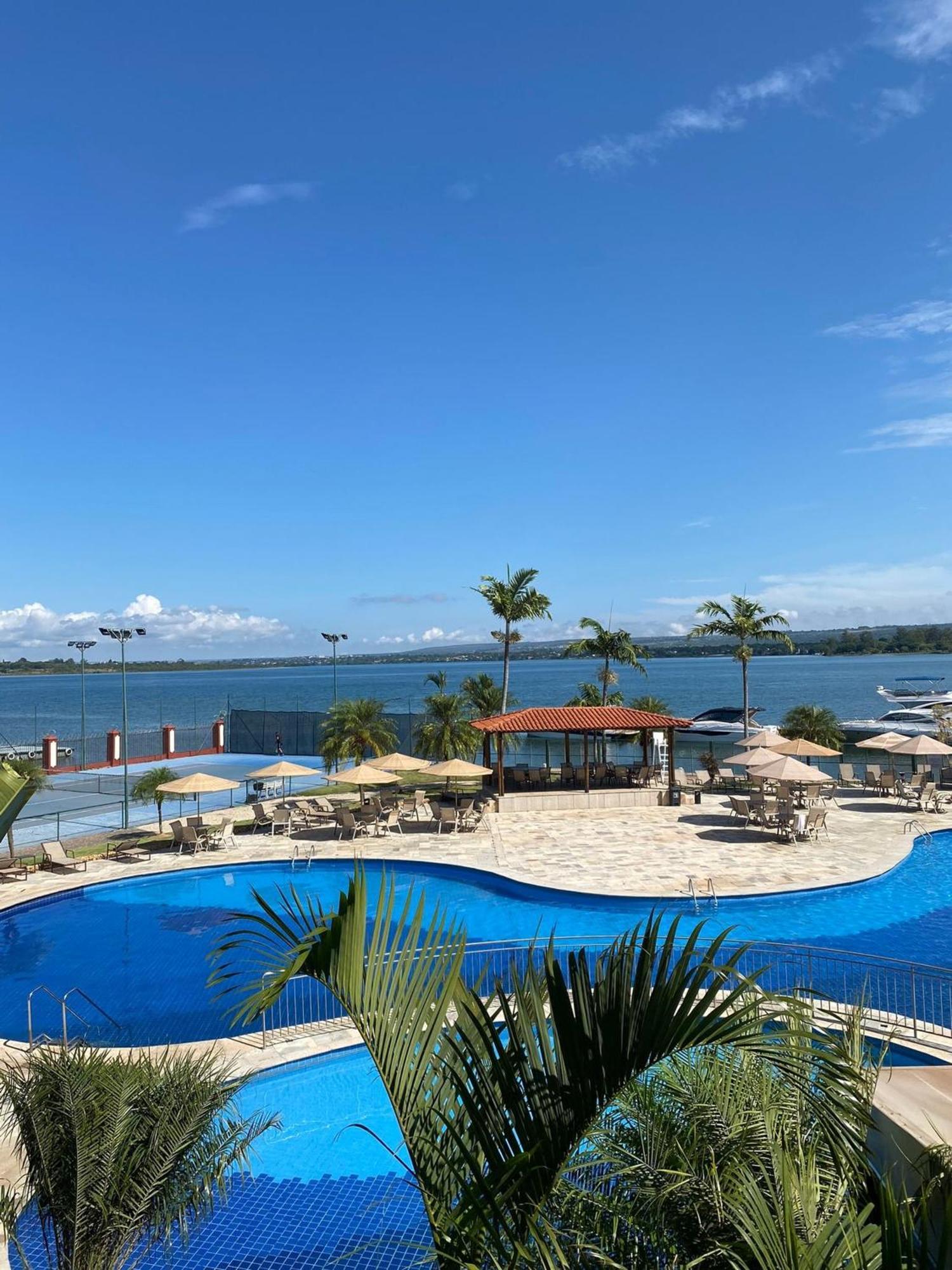 Flat Beira Lago No Centro De Bsb Brasília Exteriör bild