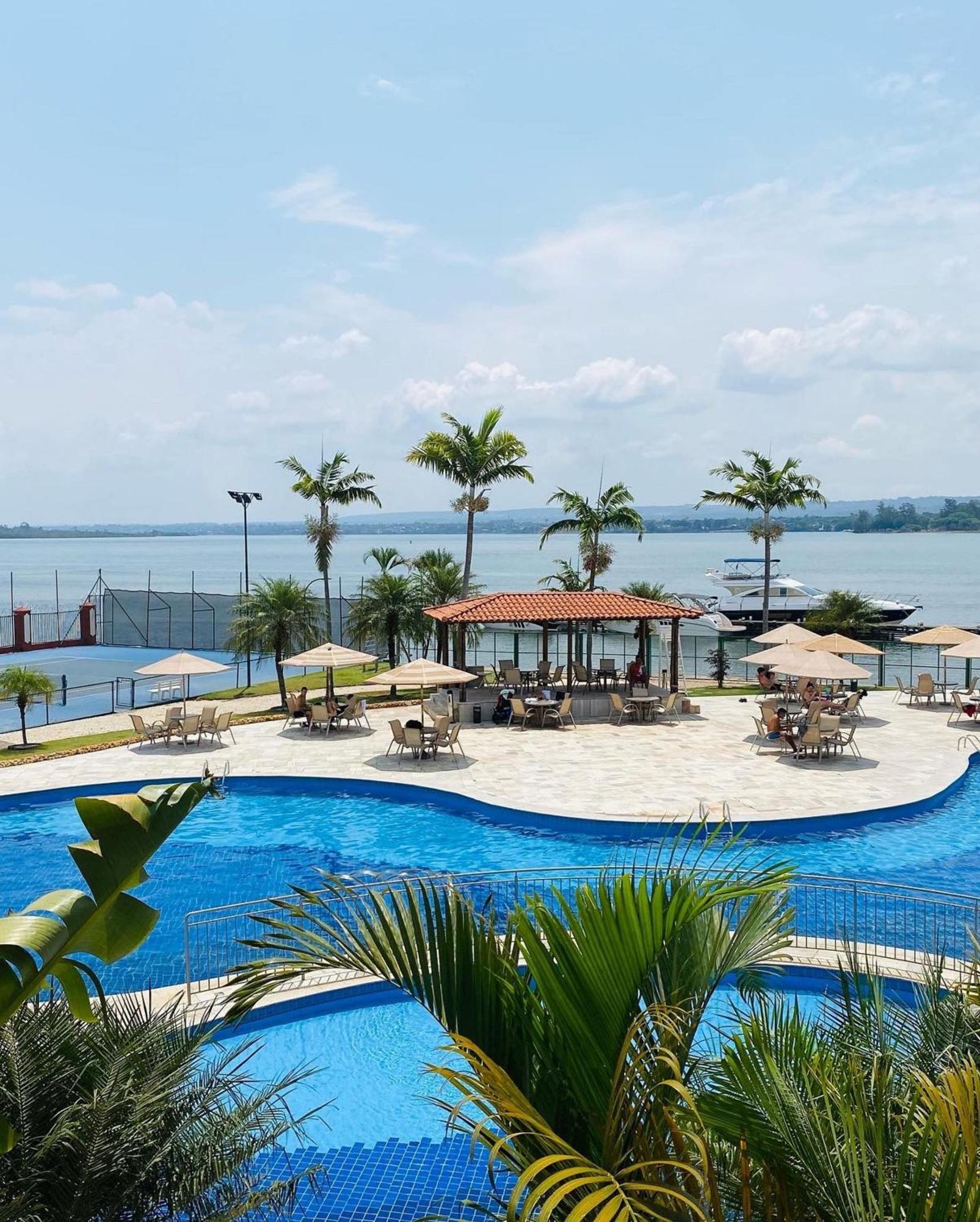 Flat Beira Lago No Centro De Bsb Brasília Exteriör bild